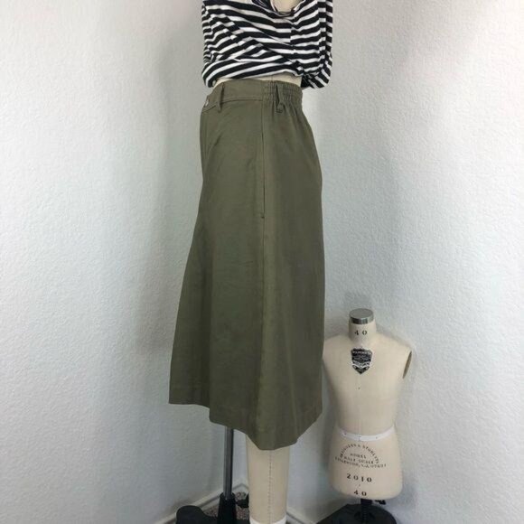 OAK Military Wide Short in Fatigue Culotte Flare - Picture 6 of 12